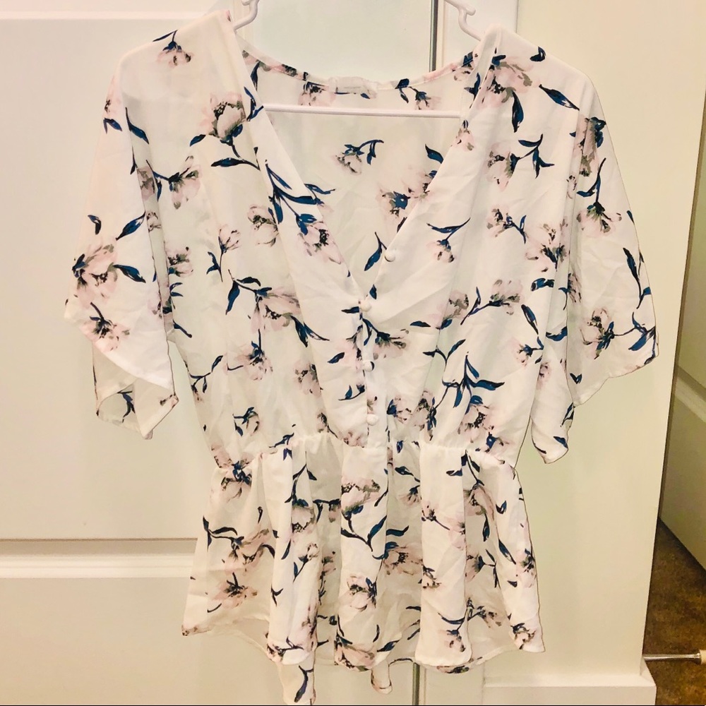 Short sleeve blouse